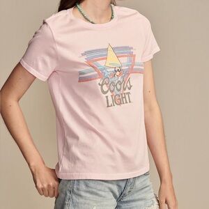 Women’s M LUCKY BRAND Coors Light Surf Classic Cotton Rose Shadow Tee Shirt‎ NWT